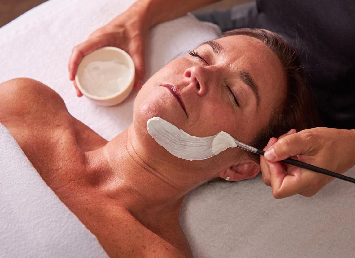 Overleaf Lodge And Spa ياتشاتس المظهر الخارجي الصورة
